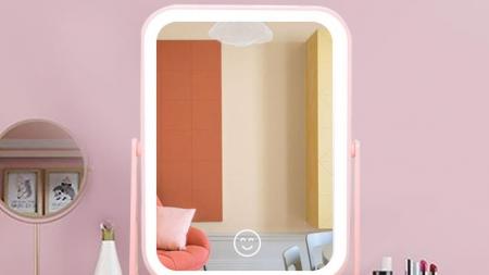 LED beauty mirror VS table lamp+ordinary dressing mirror