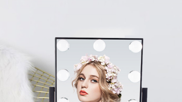 LED Hollywood Lighted Social Media Mirror Meet makeup needs for different occasions.